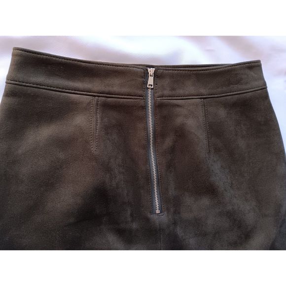 NWT LOFT Faux Suede Suedette Olive Green Mod Silver Mini Skirt 0 xs s 2 - Picture 7 of 9
